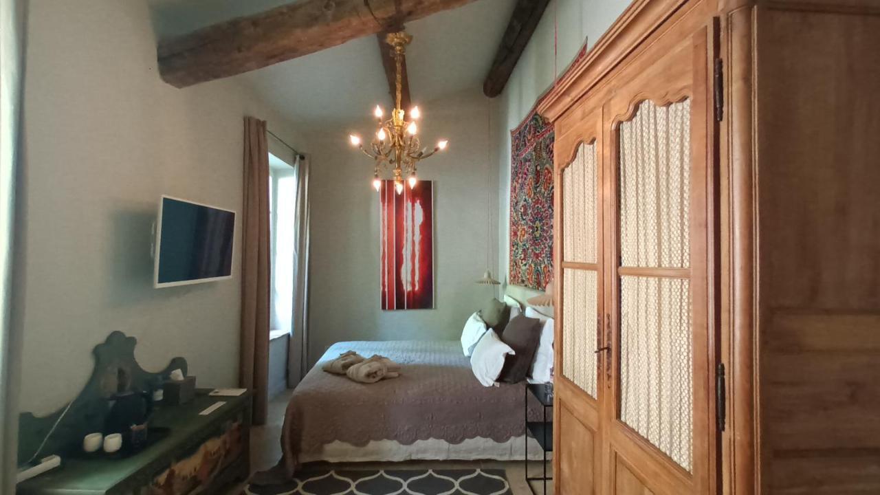 Hébergement de vacances Le Complot : Maison Privée En Plein Coeur D'avignon Avignon