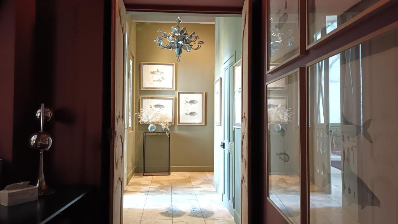 Le Complot : Maison Privée En Plein Coeur D'avignon *